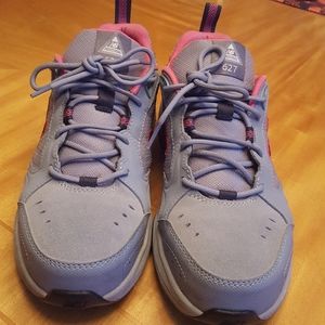 New Balance steel toe shoes only worn once